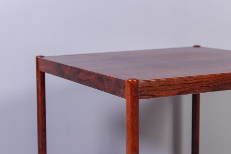 Rectangular Scandinavian coffee table in 1950s rosewood
