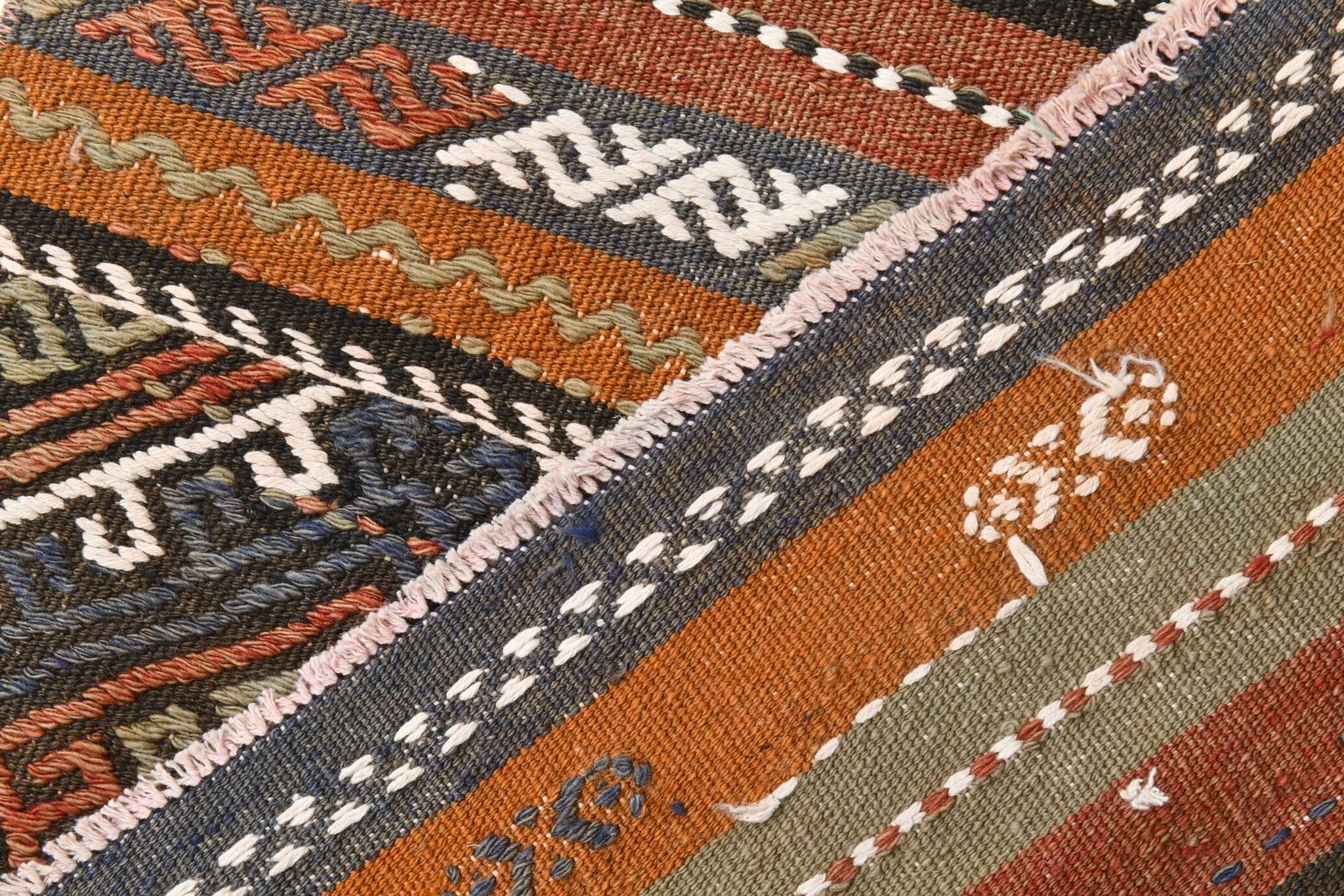 Tapis Kilim persan rouge et vert 3x9, 81x279 cm