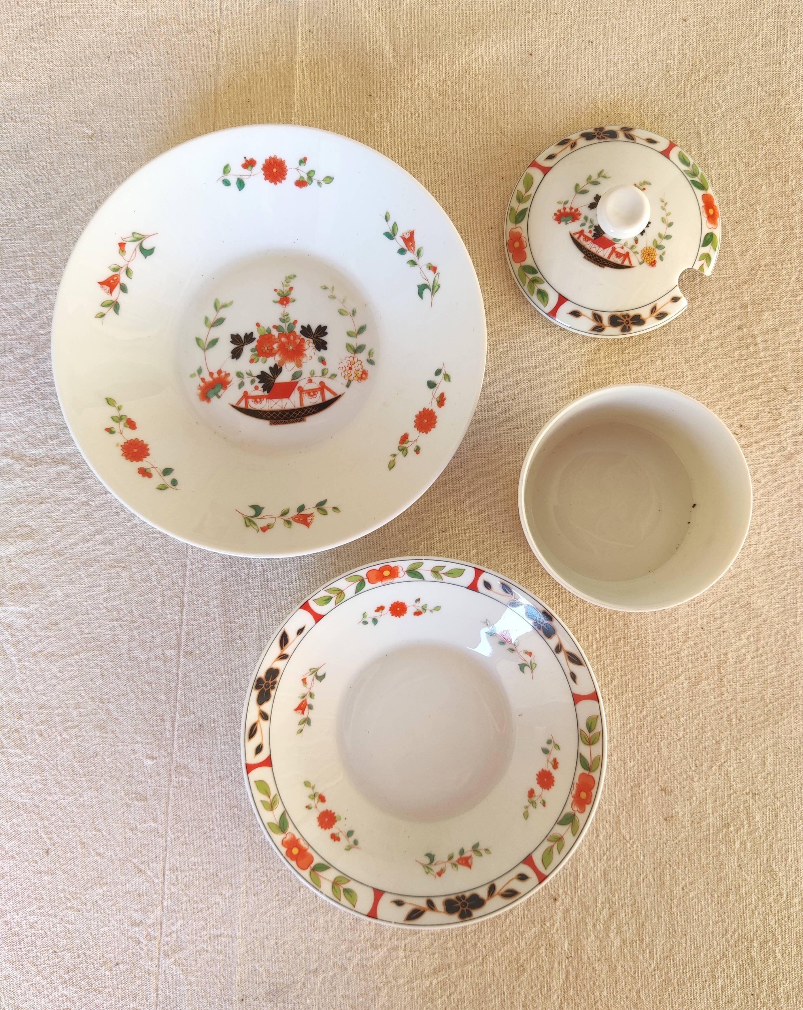 Art Deco Saucière - in Limoges-Giraud porcelain. 1930