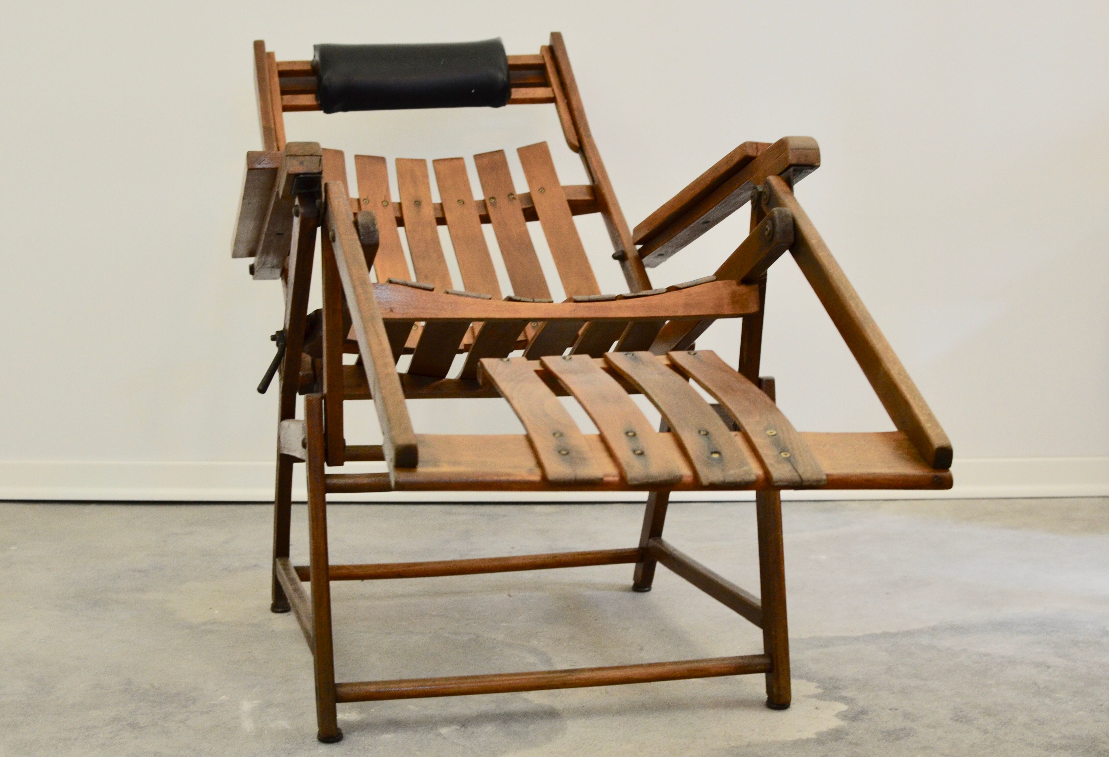 Fauteuil Thonet "modèle "siesta medizinal" avec système Luckhardt