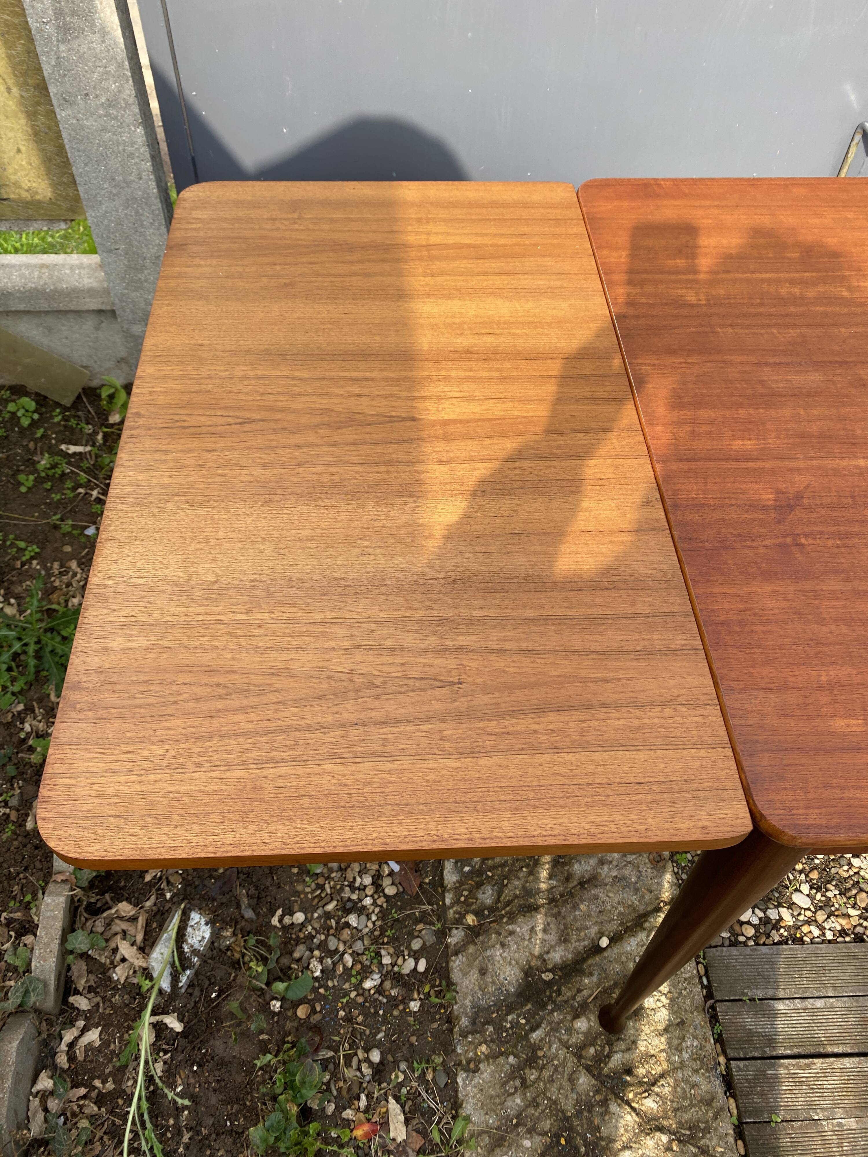 1960 scandinavian extension table