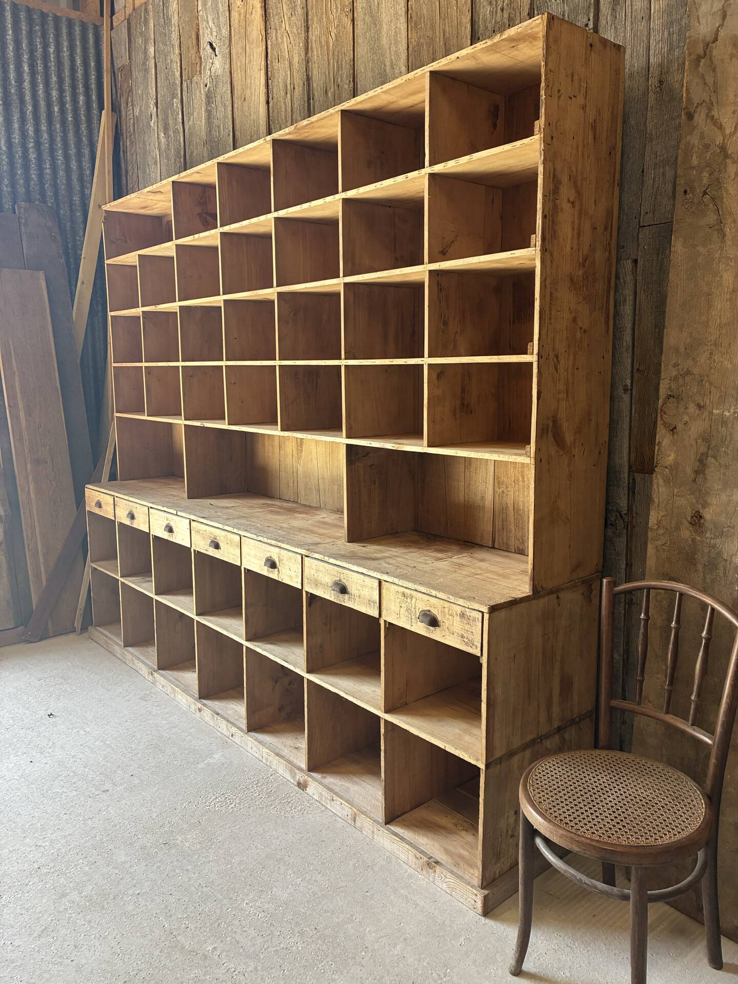 XXL workshop furniture