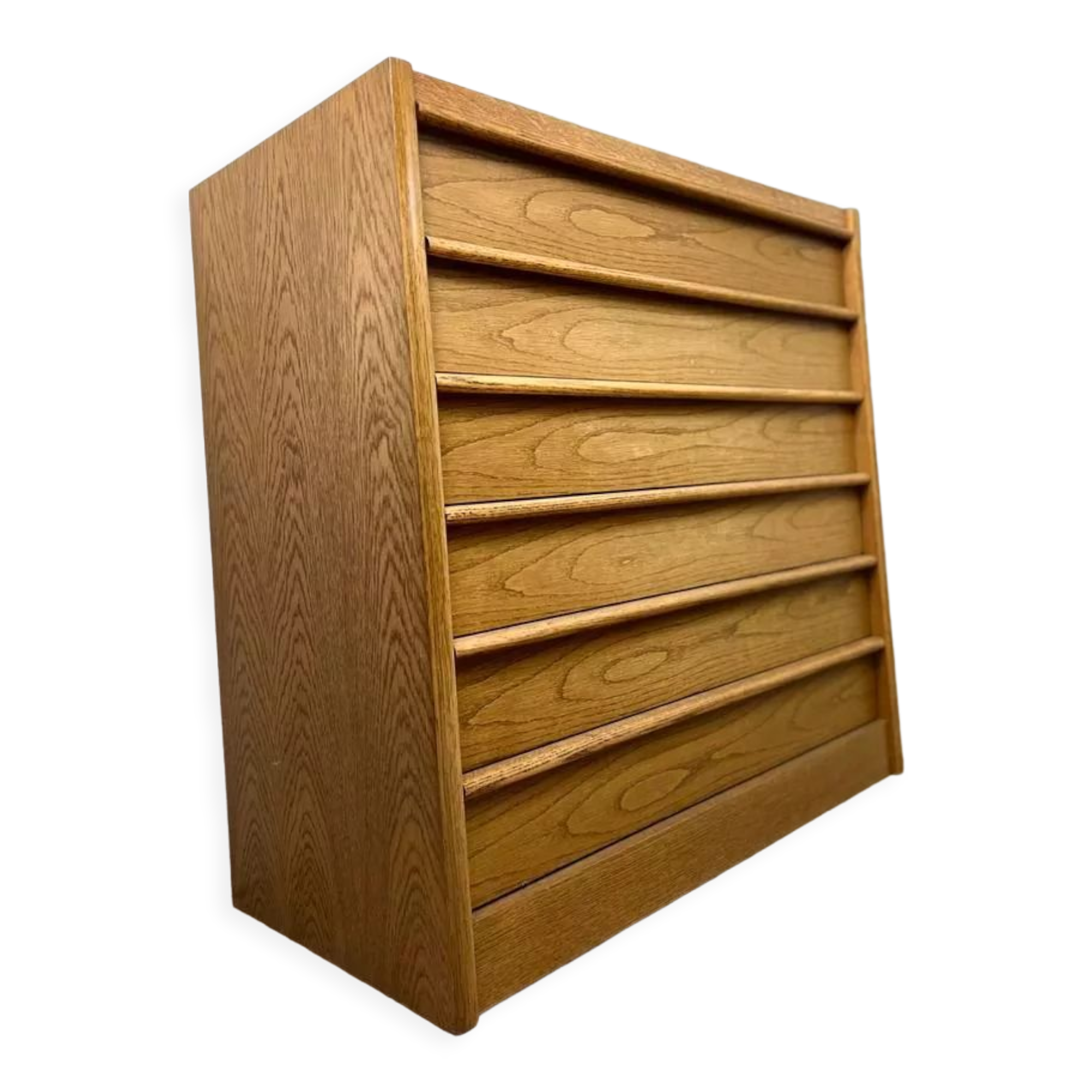 Vintage wooden chest of drawers