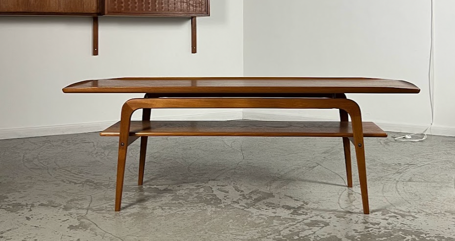 Coffee table design Arne Ovmand Olsen edition Toften Möbelfabrik 1960