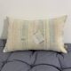Coussin en toile ancienne style Kilim