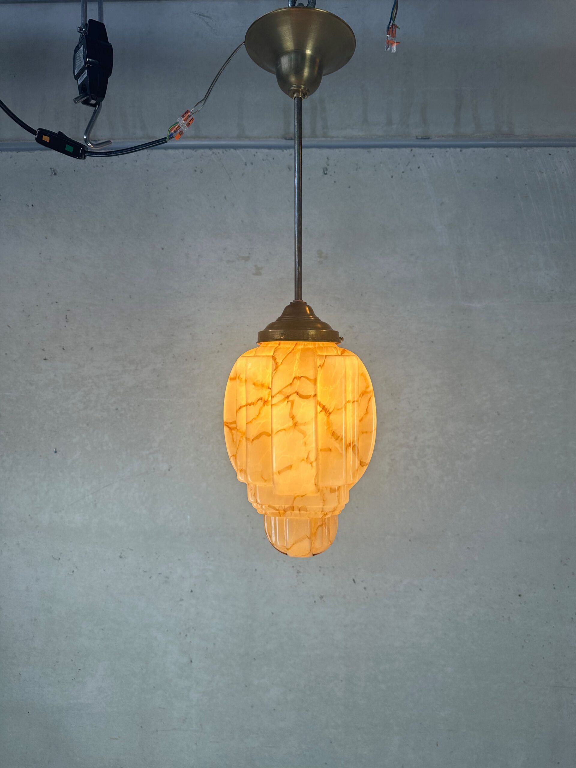 Suspension art déco – opaline marbrée