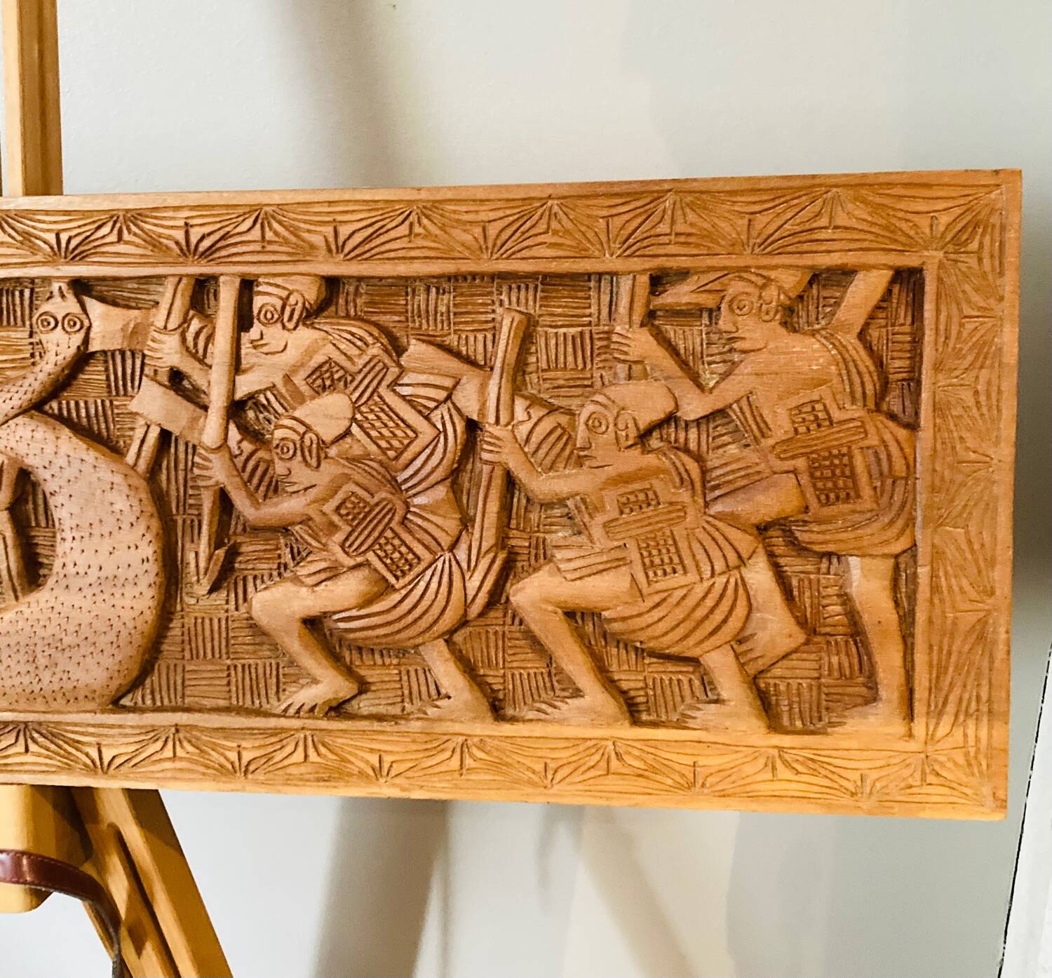 Bas relief African Art 20th century solid wood panel carved with Warriors