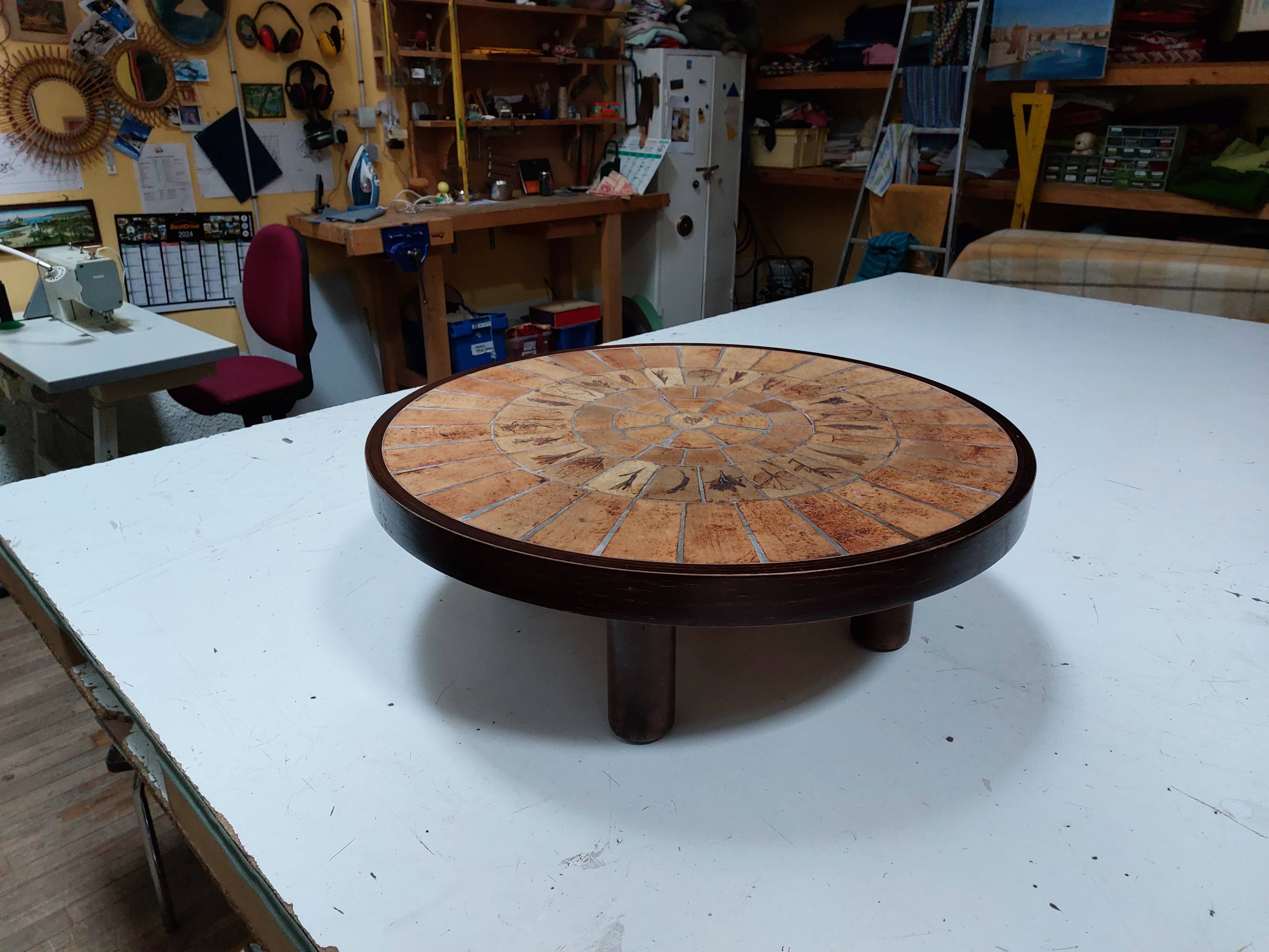 Round coffee table "Herbariums" by Roger Capron - 1960s/1970s - Vallauris