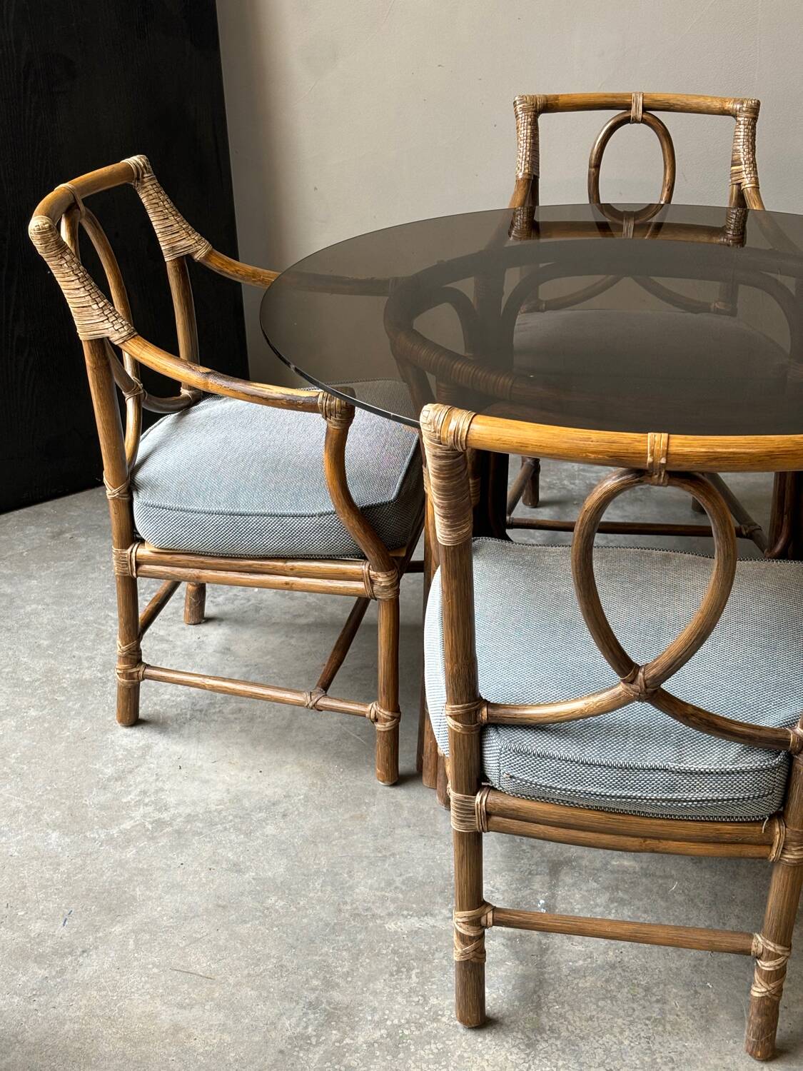Ensemble table à manger et 4 chaises, 70s