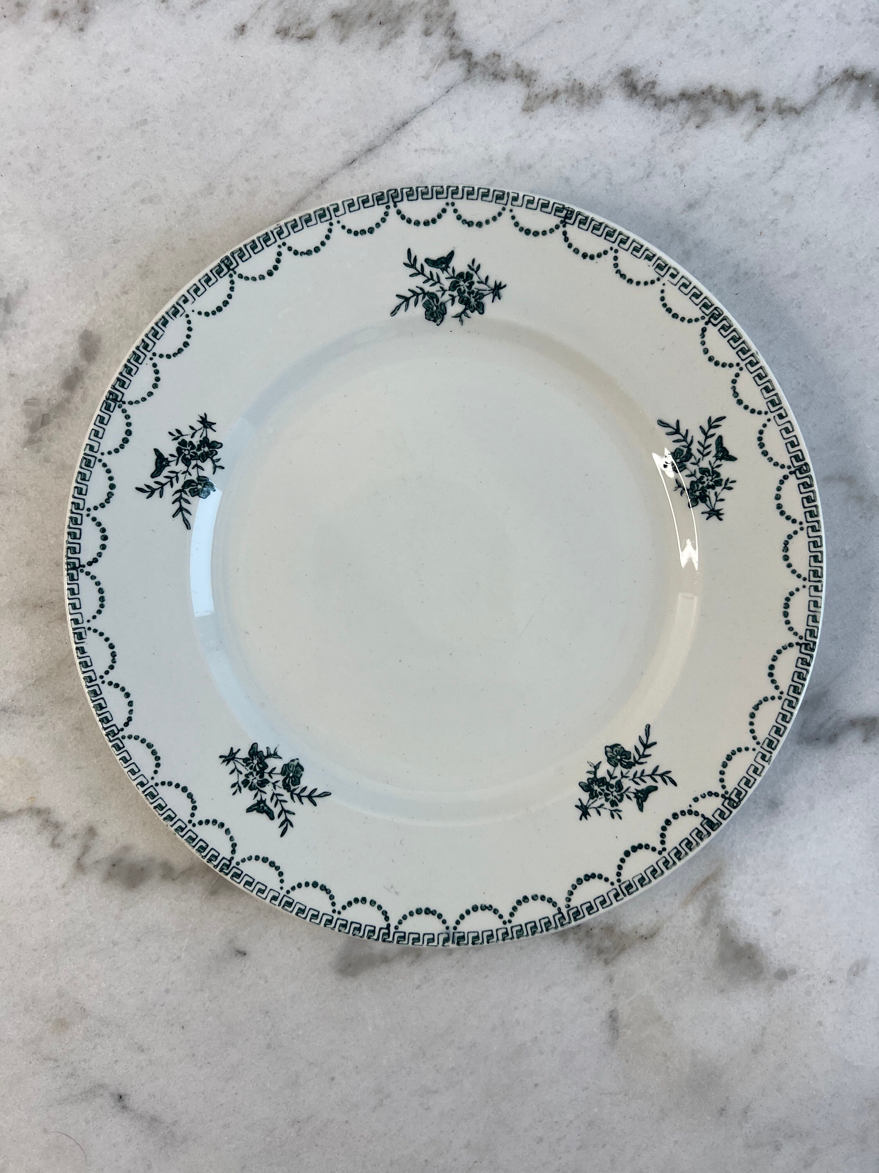 Set of 12 antique flat plates — Céranord pottery, model