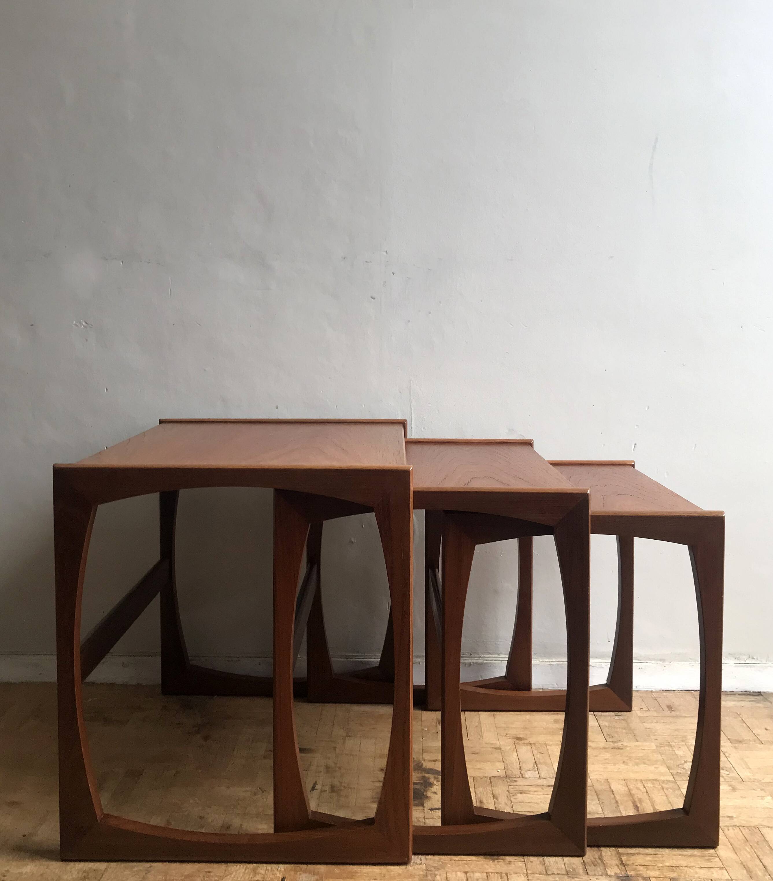 Nested tables Quadrille, teak - G Plan edition 1960