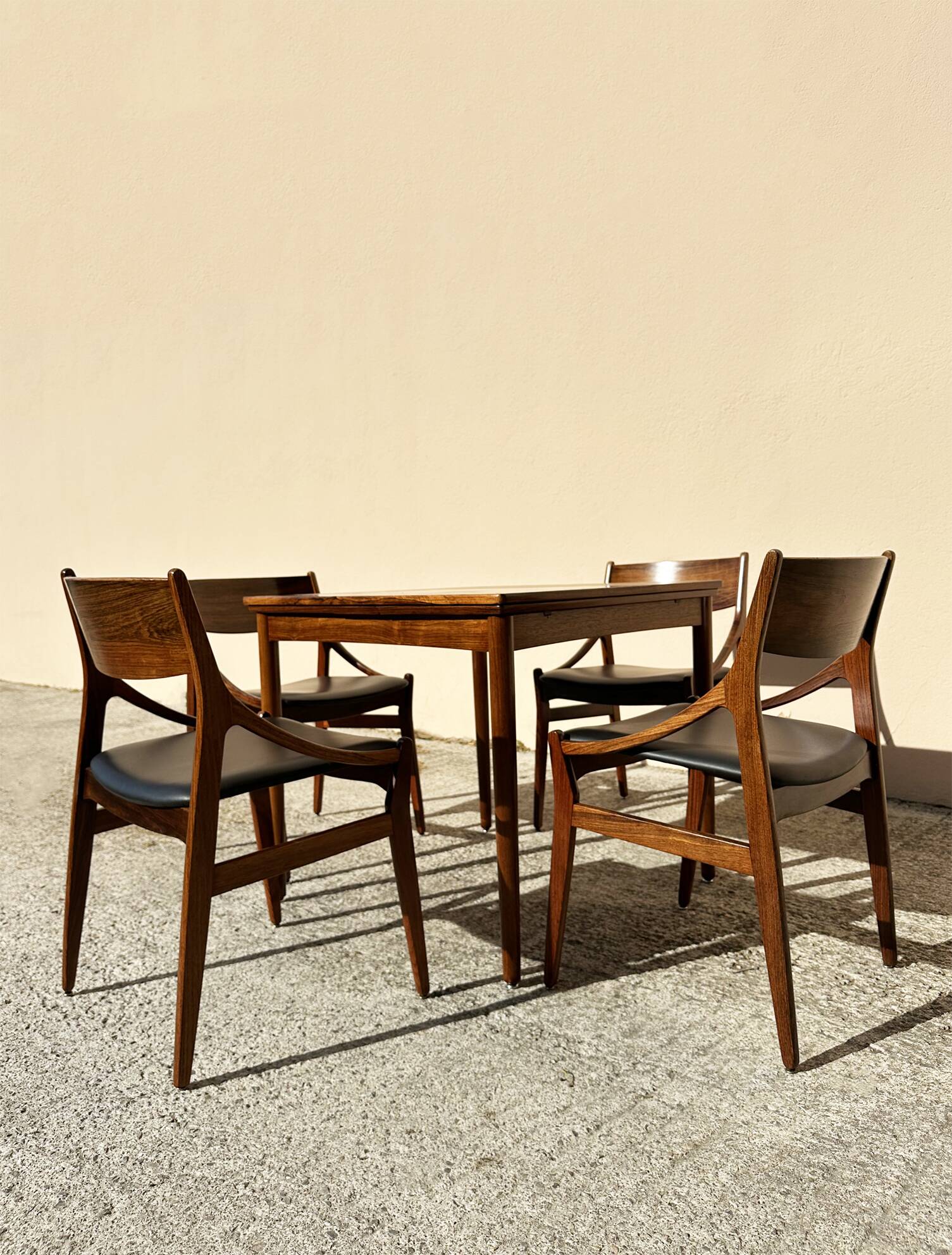Danish extendable dining table and games table in Rio rosewood, 1960.