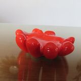 Empty hand-shaped pocket in red ceramic 80s