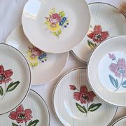 Assiettes creuses / assiettes à salades à fleurs Sarreguemines