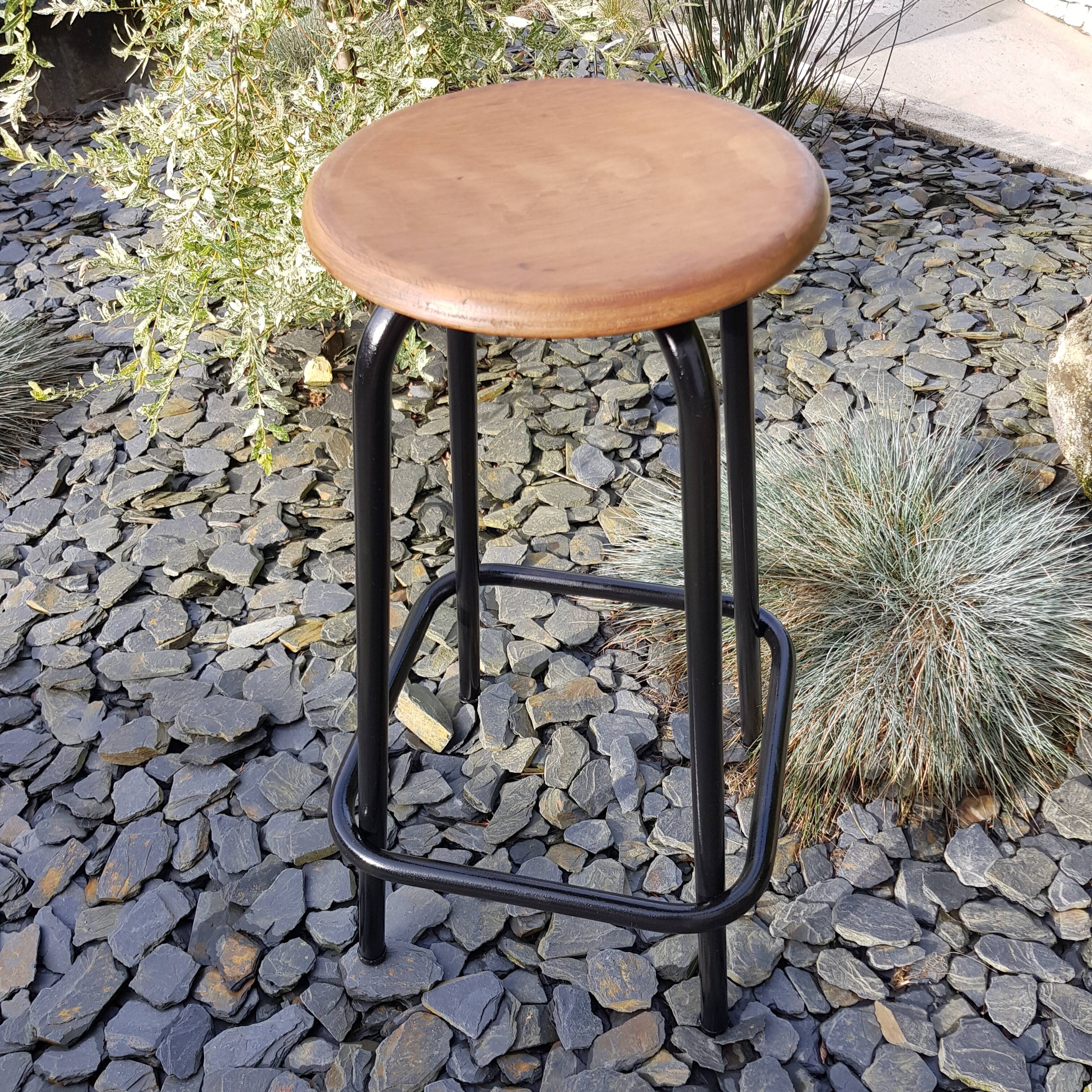 Workshop stool