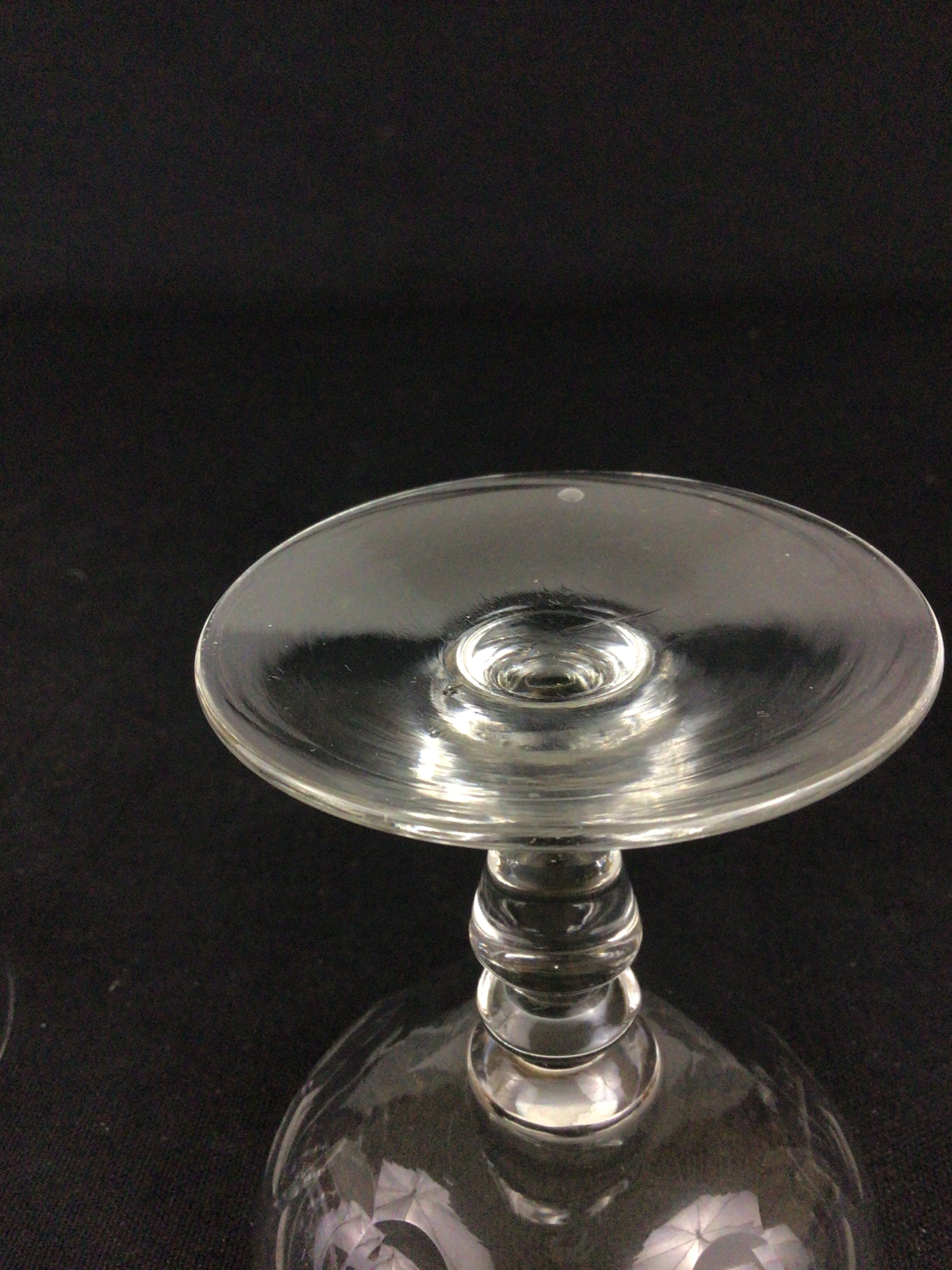 Set of 6 champagne glasses in half crystal XIXth