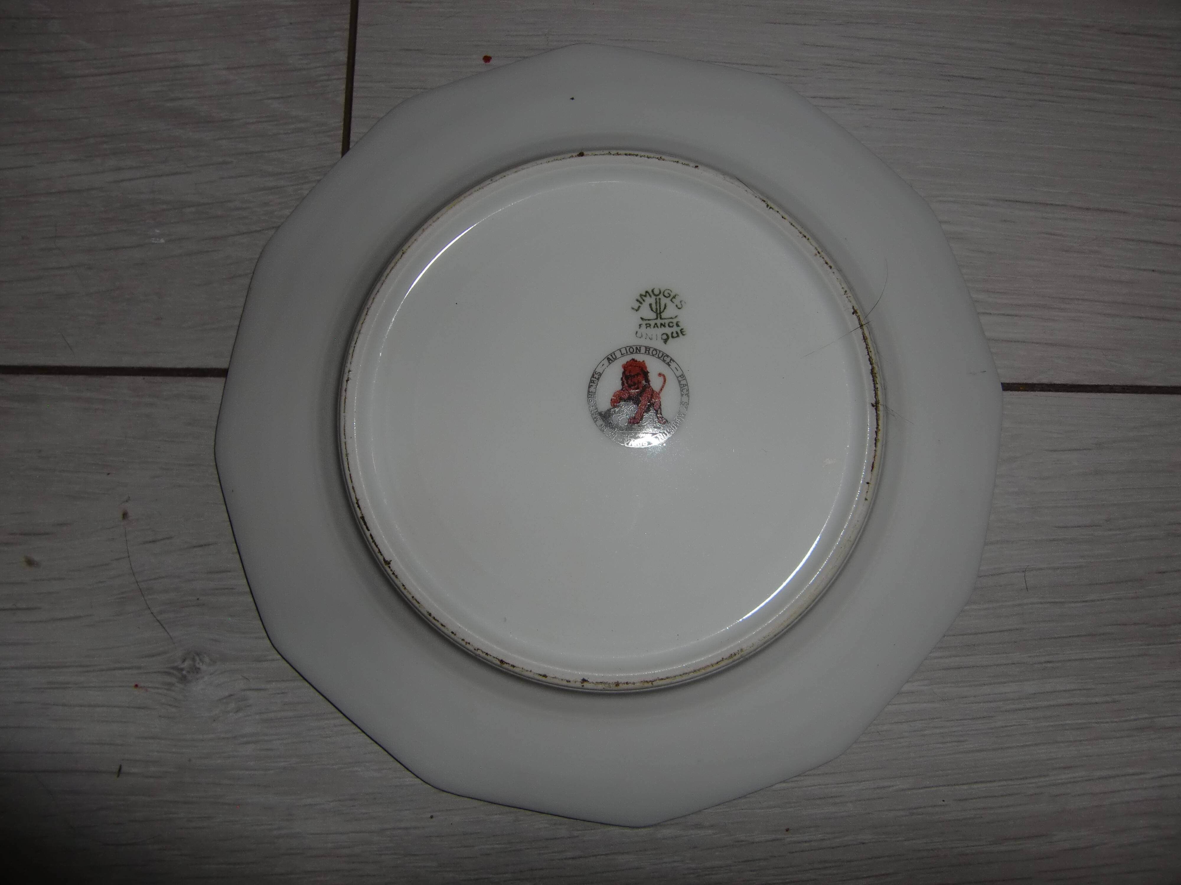 Lot de 9 petites assiettes à dessert des années 50