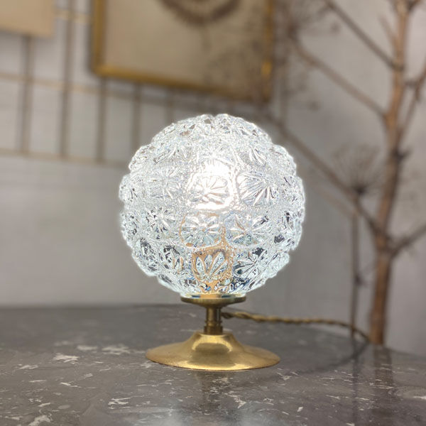 Glass "flower" globe lamp