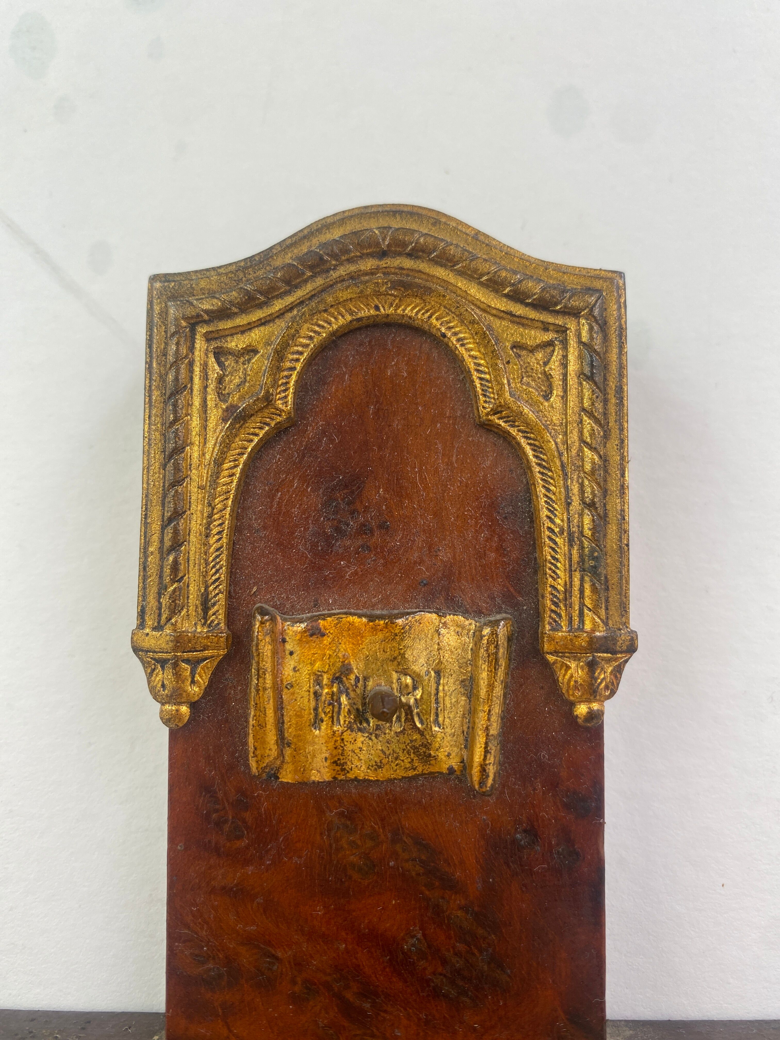 Crucifix en bois
