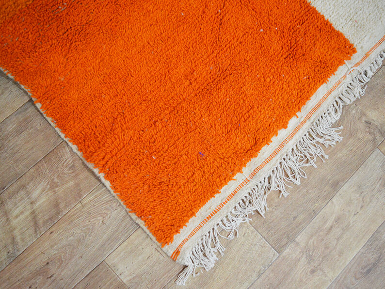 Handmade moroccan berber carpet 252 x 148 cm