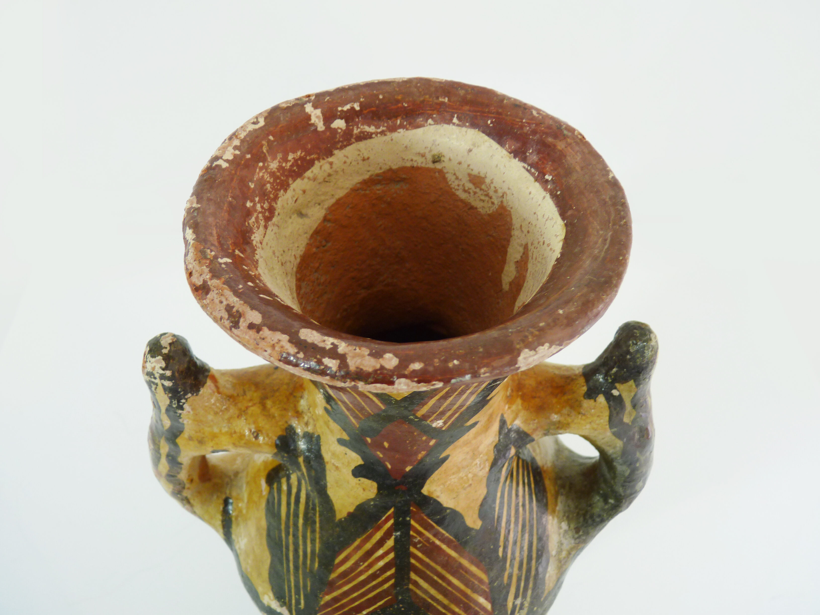 Iddeqi Kabyle pottery, Kabyle amphora,Berbere, Kabyle folk art. Year 50