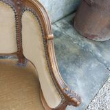 Pair of armchairs basket louis XV in carved walnut