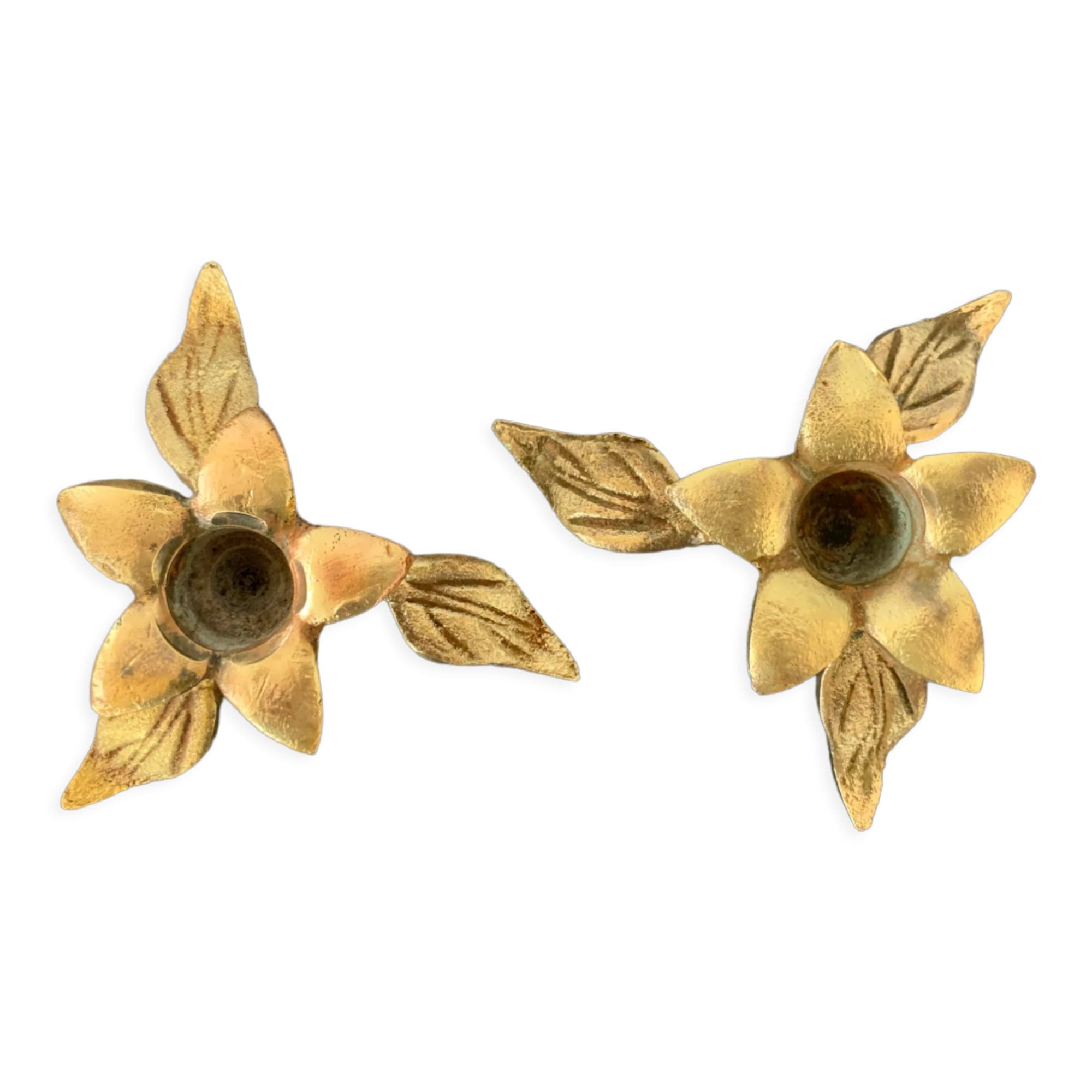 Set of 2 bronze candle holders