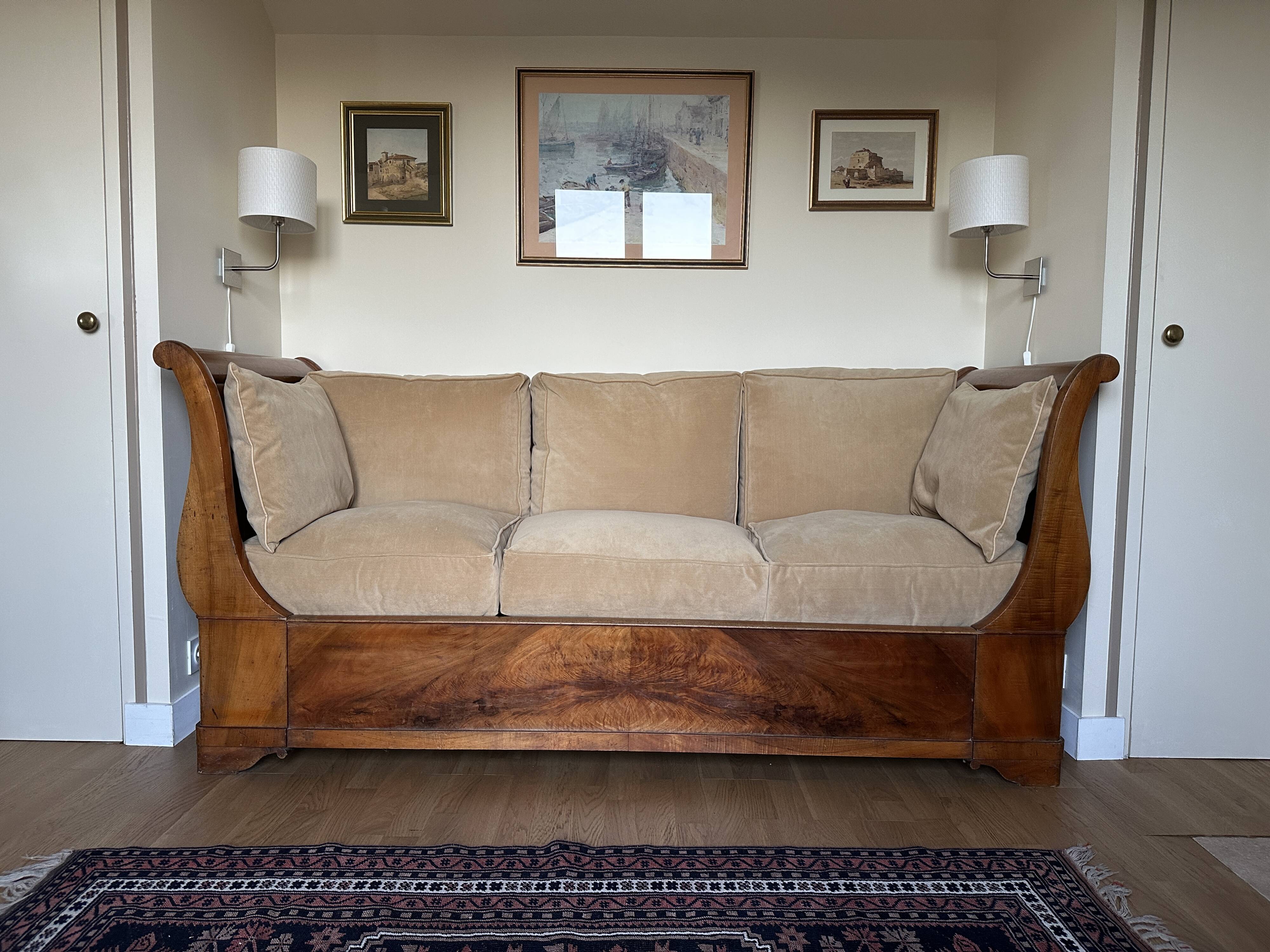 Antique 19th century mahogany sofa bed