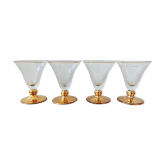 Set of 4 glasses engraved with golden foot