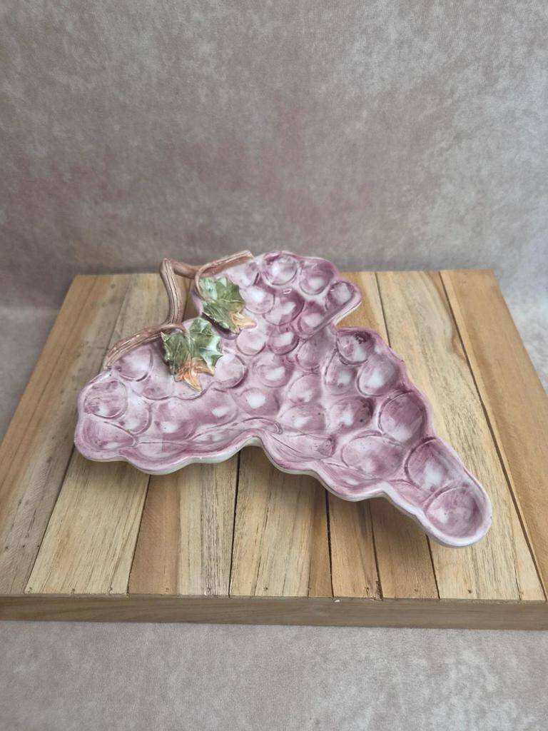 Vintage Italian barbotine grape plate – G.b.c. Made in Italy