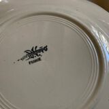 Set of 4 ivory Sarreguemines plates with gadroons