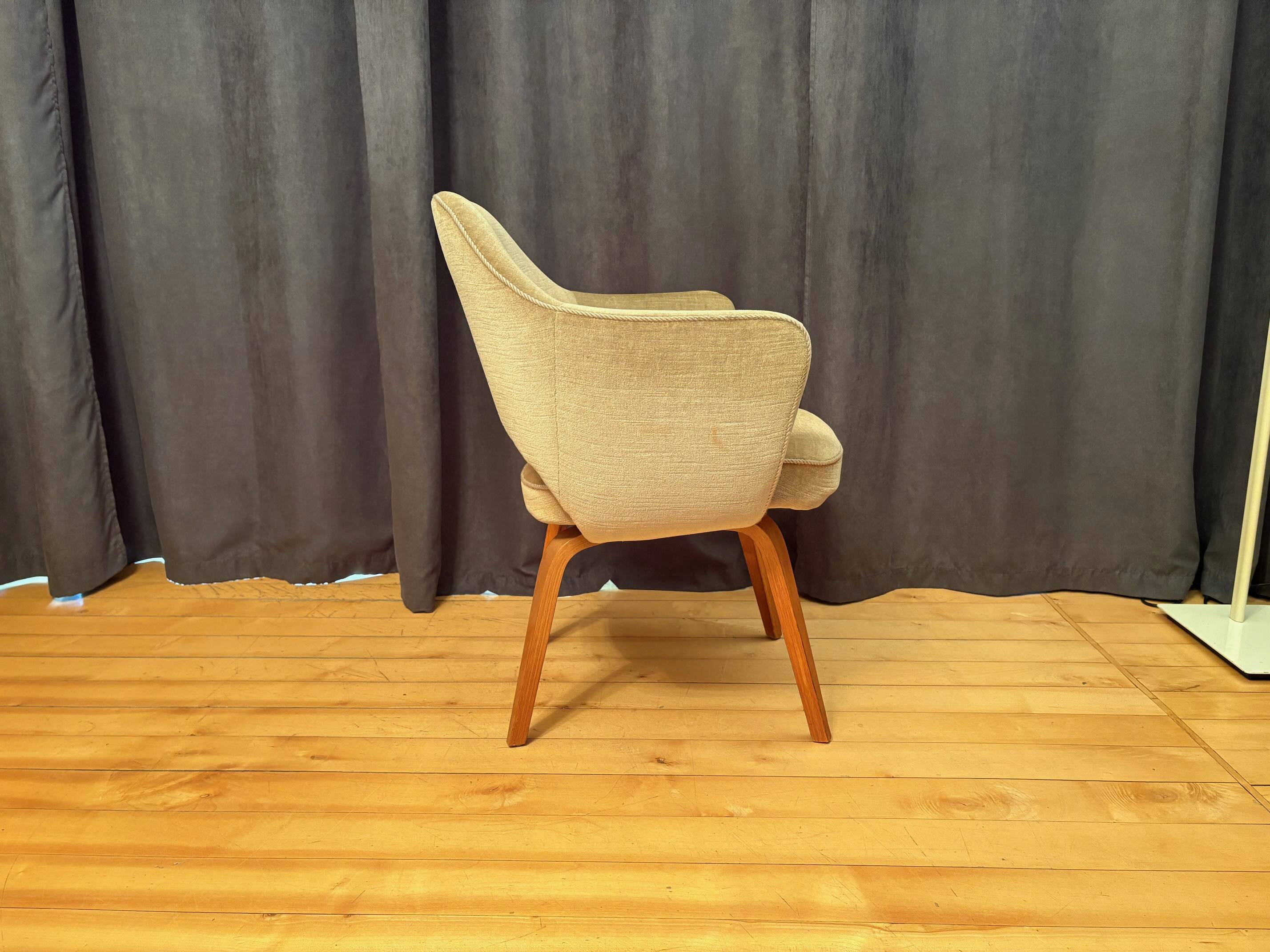 Executive Chair designed by Eero Saarinen, Knoll International, United Stat