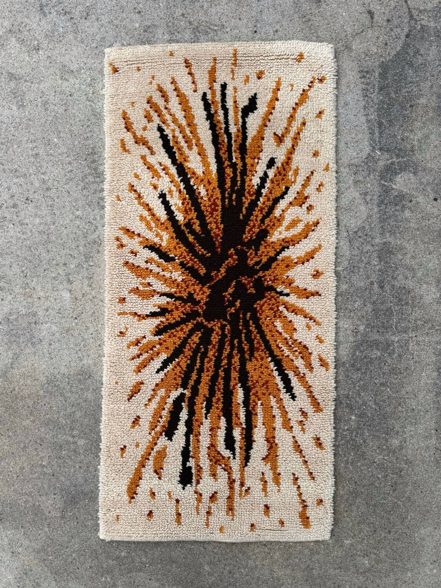 Tapis style Rya scandinave années 70