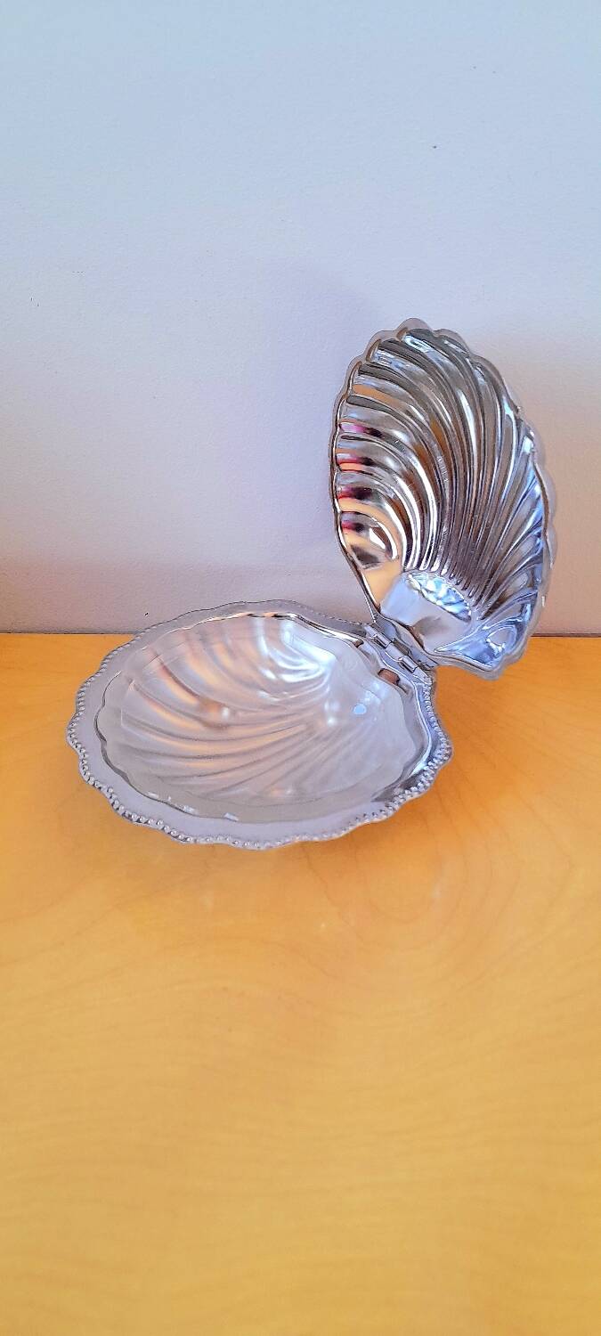 Metal shell butter dish, 1960.
