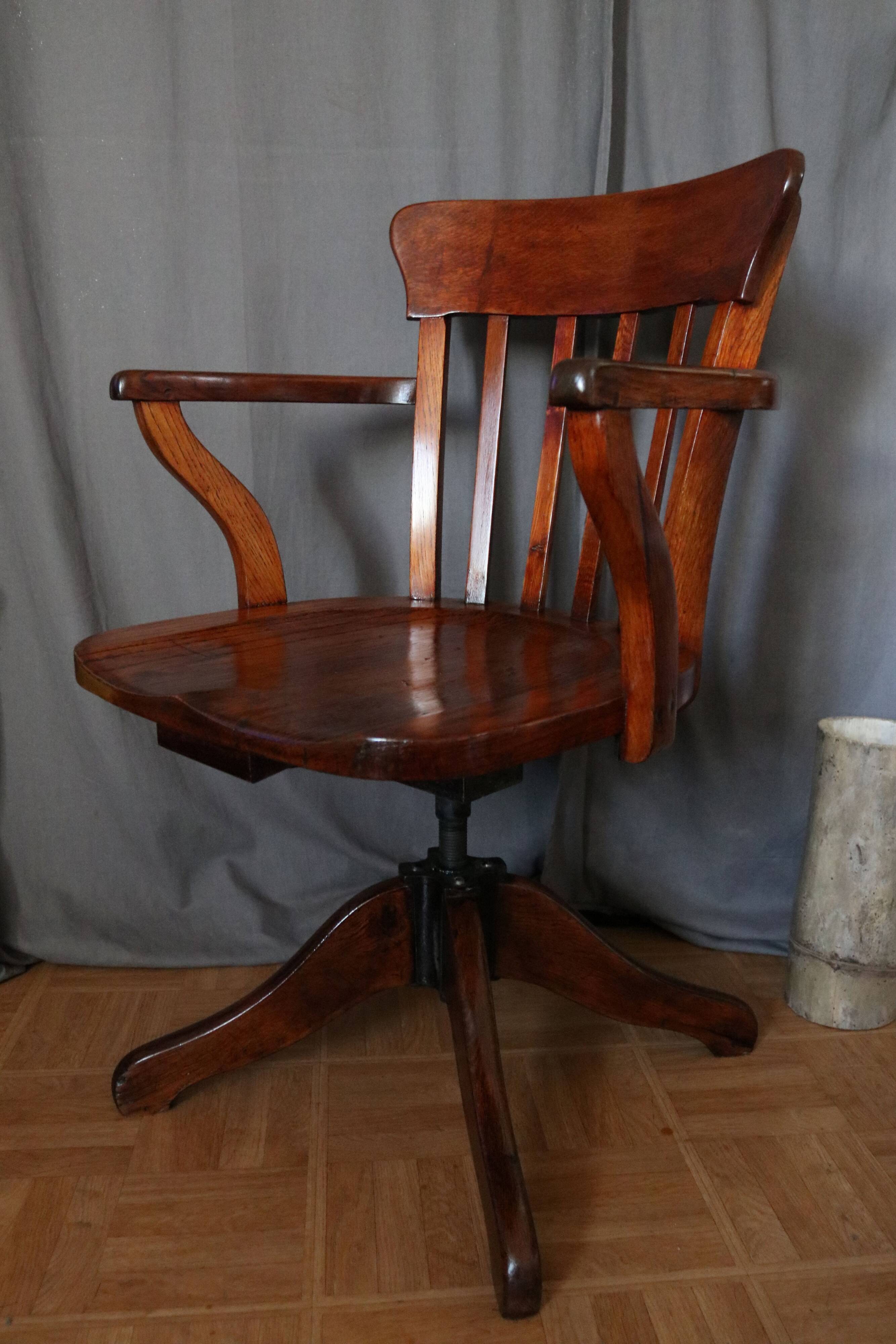 American office chair in natural wood