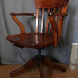 American office chair in natural wood