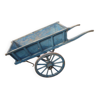 Charrette ancienne patine bleue
