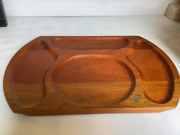 Paire de plateaux à compartiments apéritif repas en bois