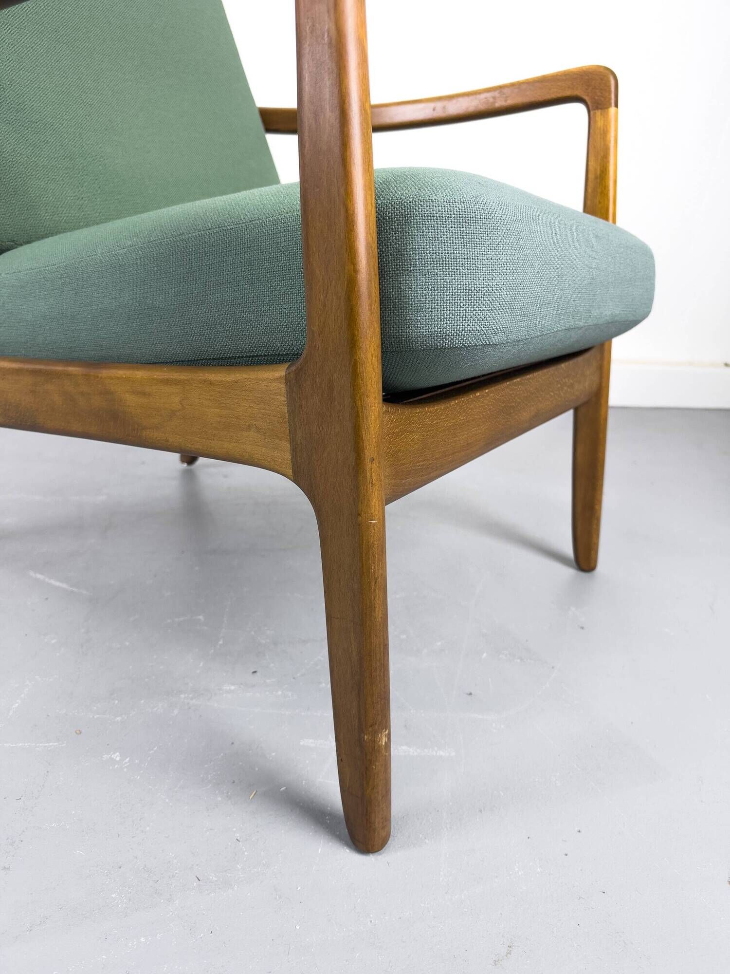 Danish Lounge Chair Model FD-109 by Ole Wanscher for France & Daverkosen, 1