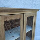 Small mesh cabinet, display case