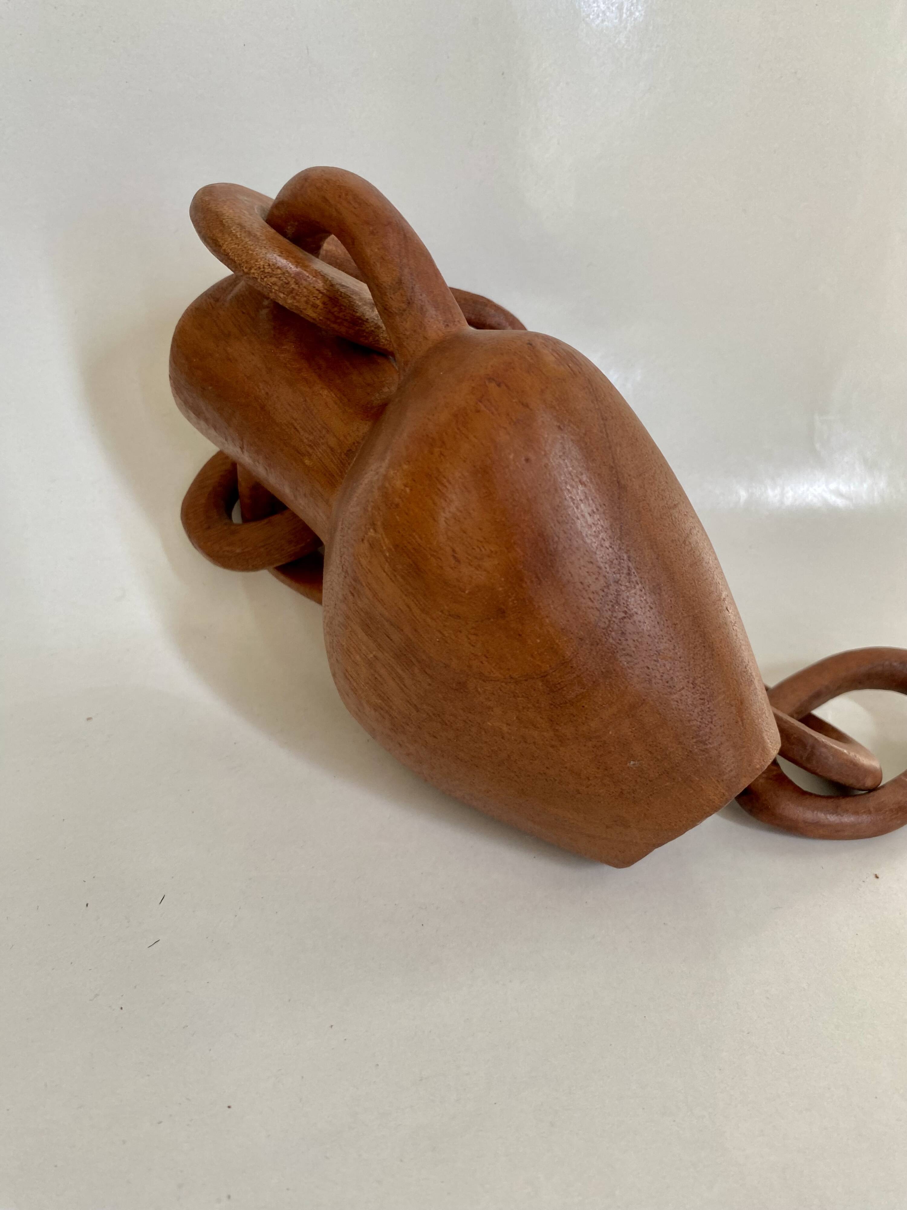 Vase and wooden chain to hang