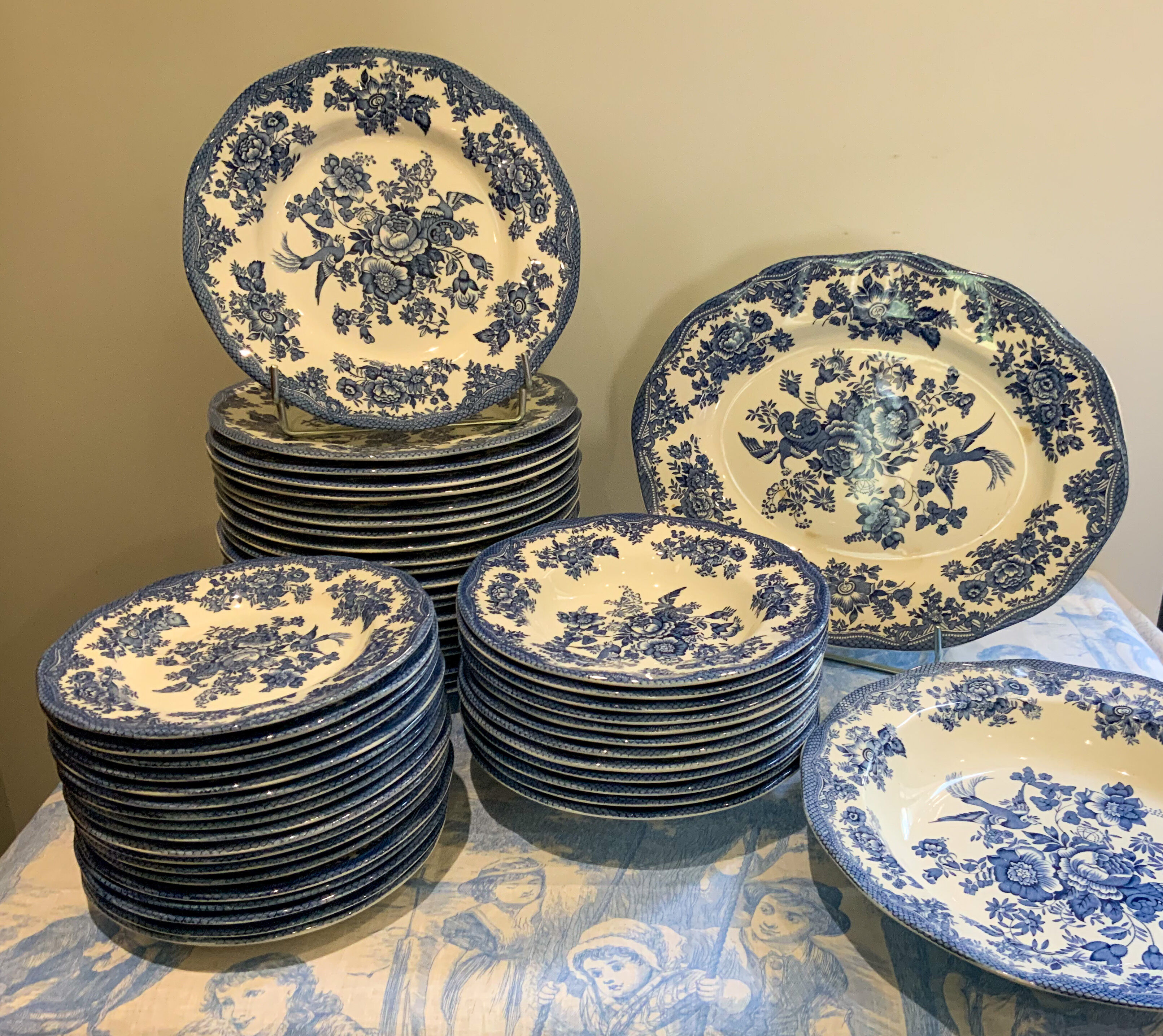 Service Enoch Wedgwood 54 pieces