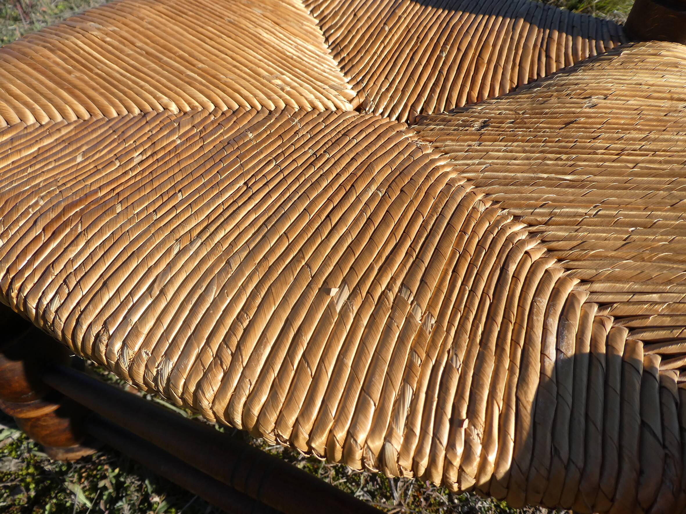 Mulched braided low chair