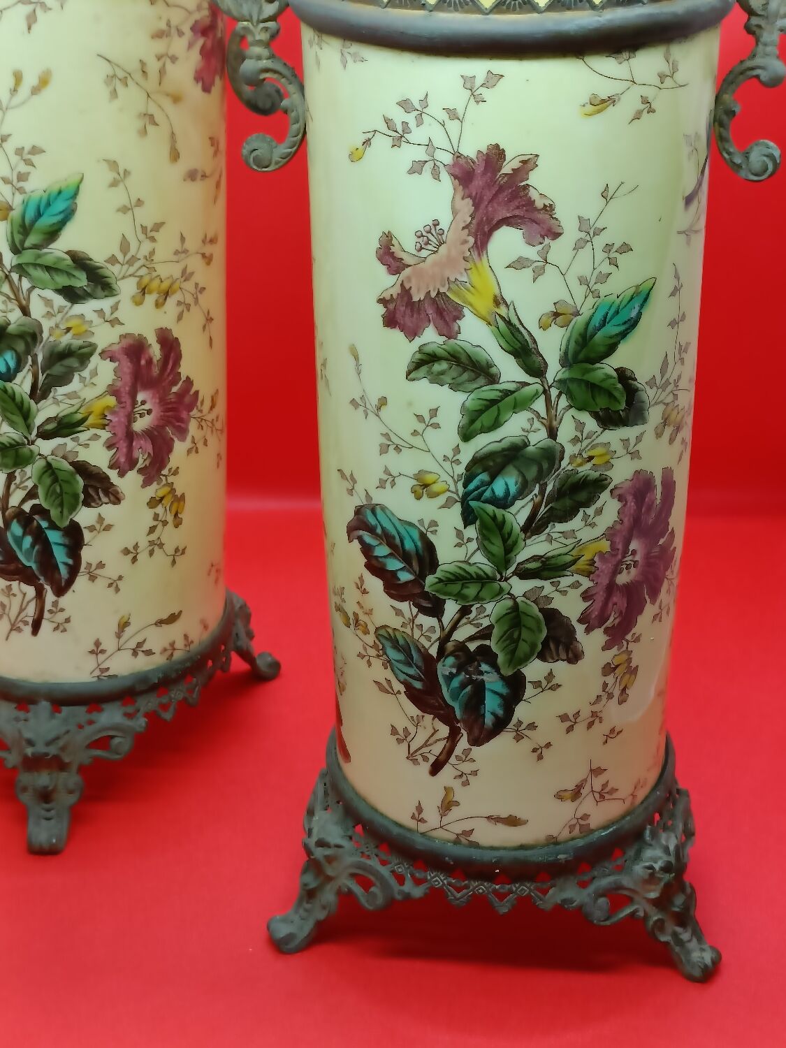 Pair of vases, bronze frame, Lunéville earthenware