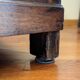 Commode en chêne blond mouluré