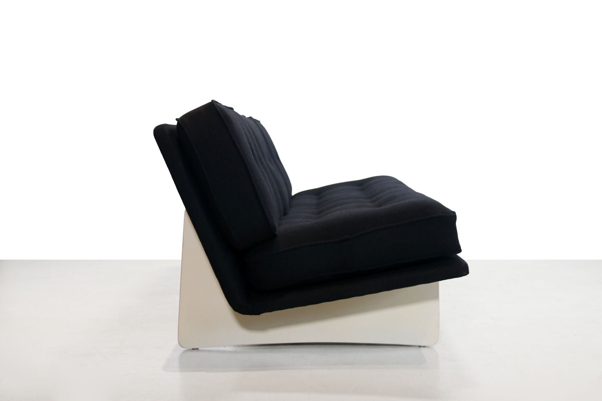 Artifort C671 sofa by Kho Liang Ie in black wool