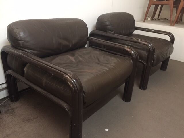 Paire de fauteuils Gae Aulenti par knoll