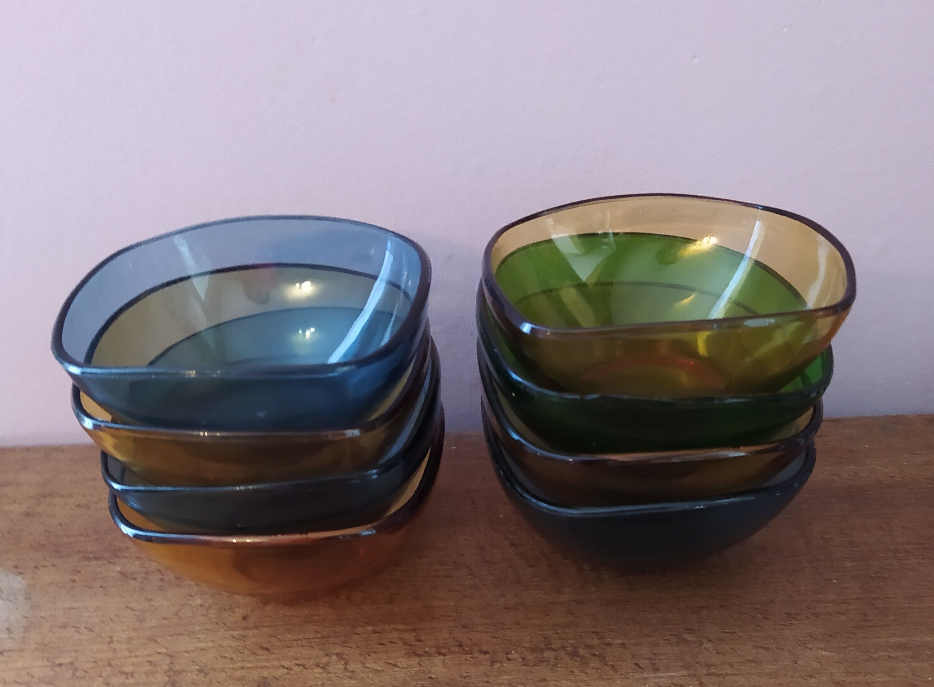 Set of 8 vintage Vereco cups