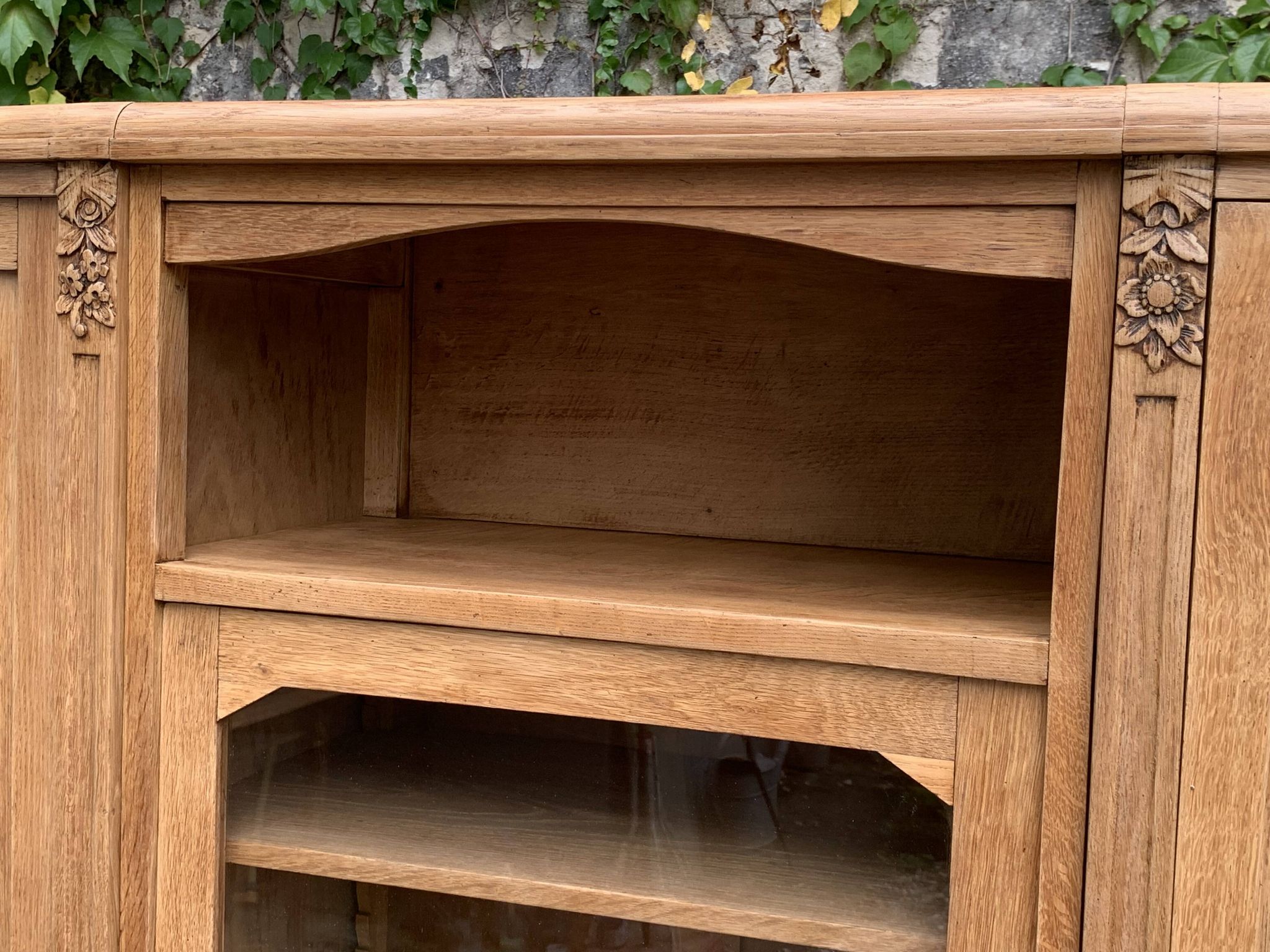 Asymmetrical Art Deco glass-fronted Parisian wardrobe in raw oak, 1930.