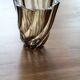 Petit vase en verre torsadé brun